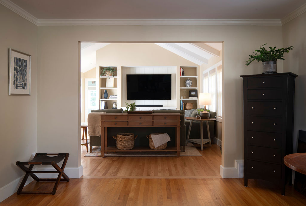 First floor primary suite
